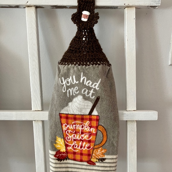 ☕️ Handmade Fall Towel 🍁NWOT - Picture 2 of 6